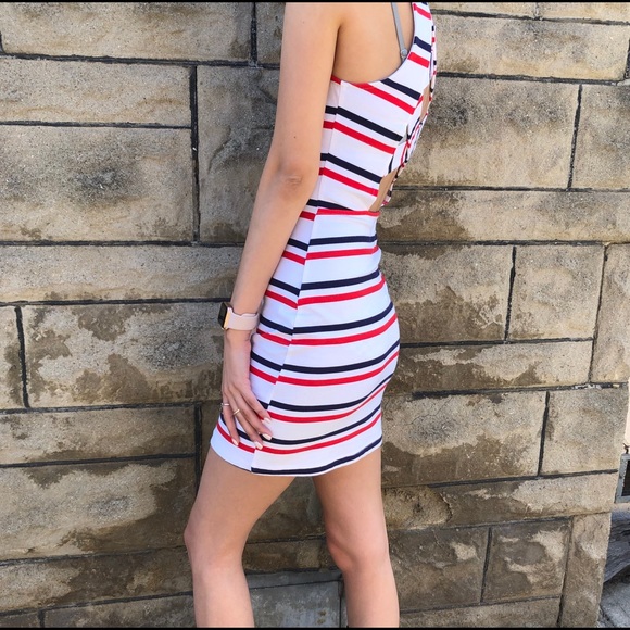 Dress - Picture 2 of 2